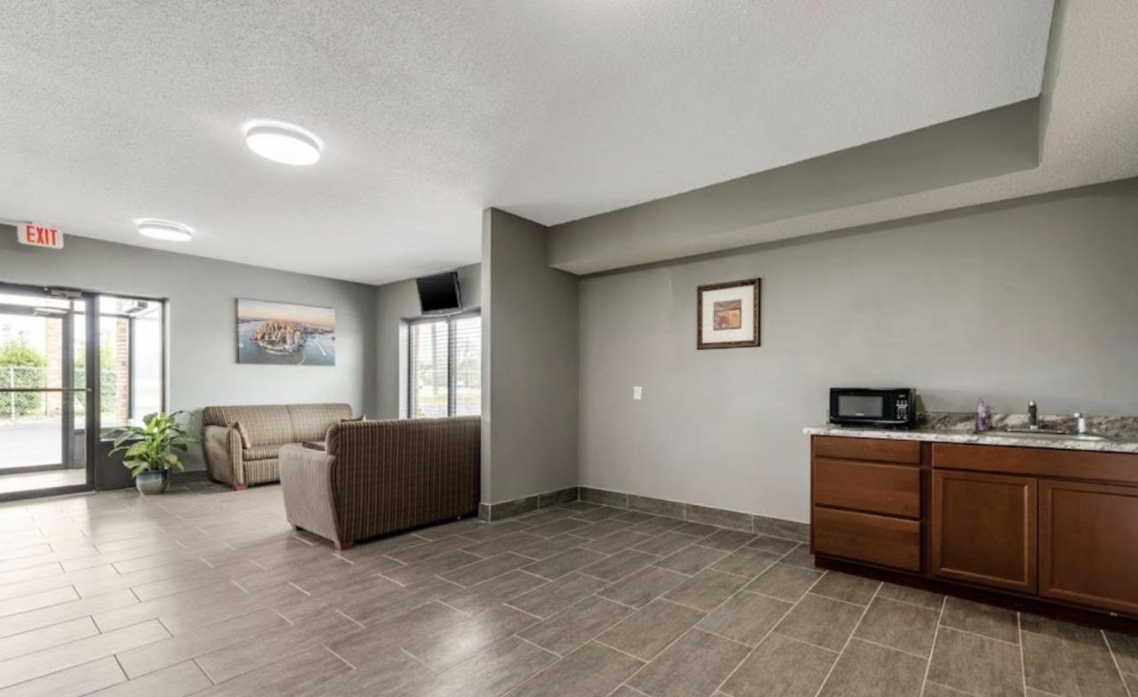 Southern Inn And Suites Spartanburg Eksteriør billede