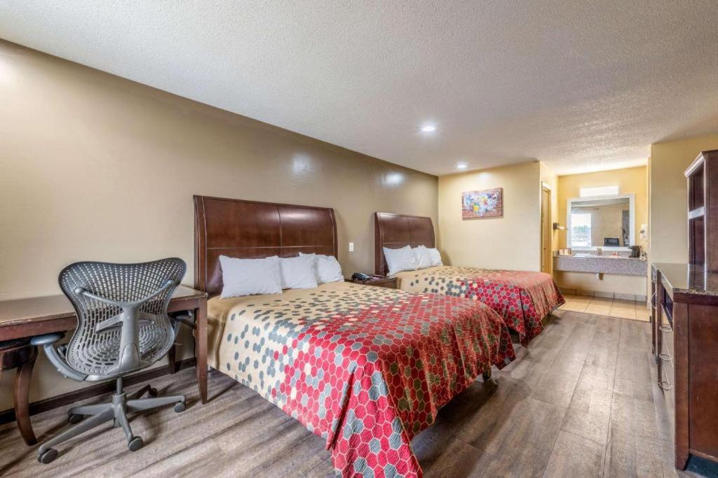 Southern Inn And Suites Spartanburg Eksteriør billede